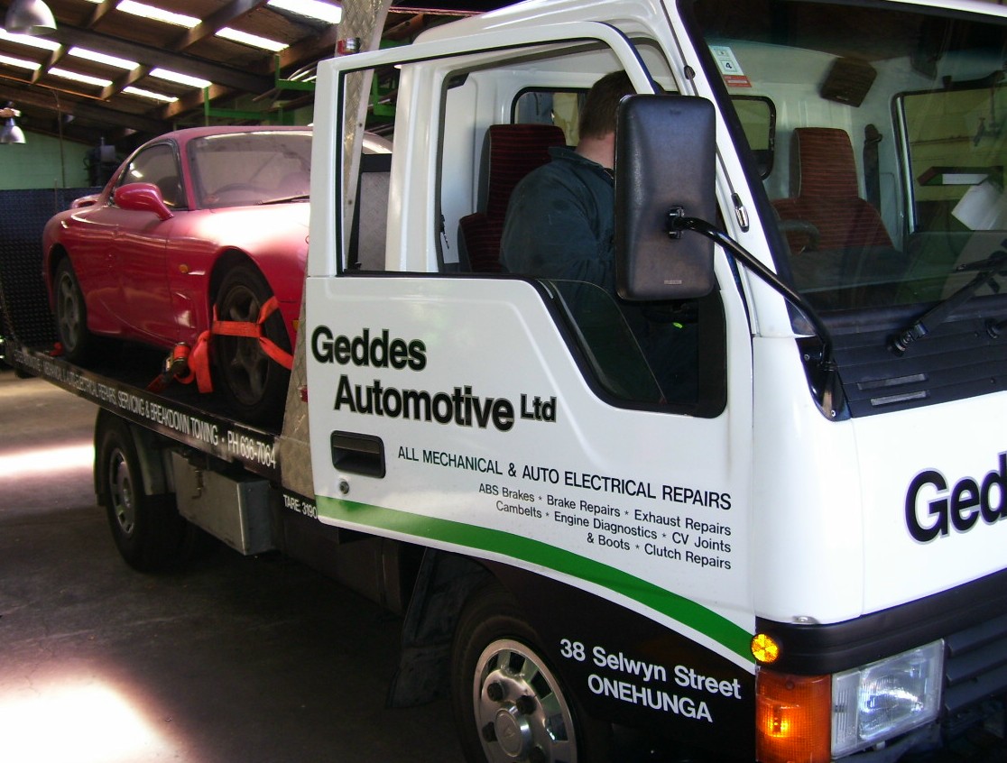 Geddes Tow Truck